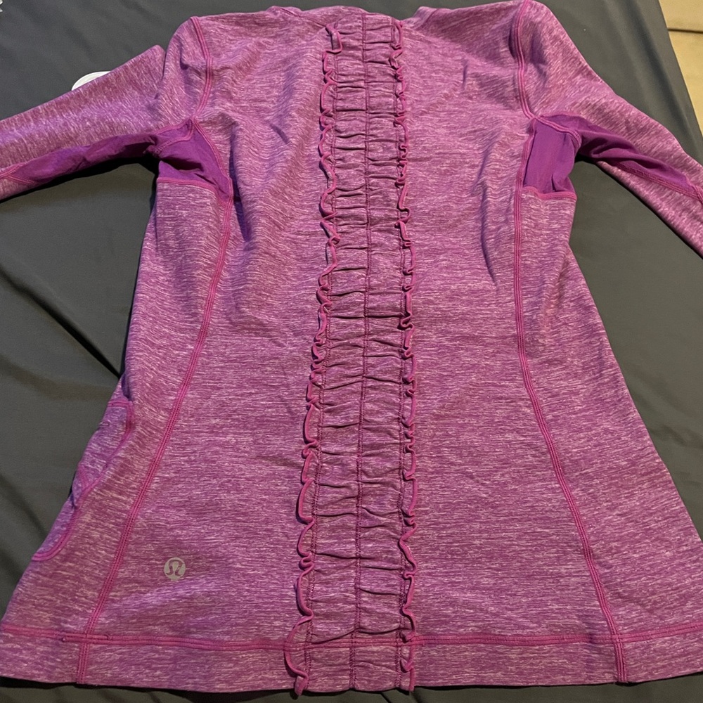 LULULEMON RUN DASH RUFFLE BACK LONG SLEEVE - Picture 9 of 13